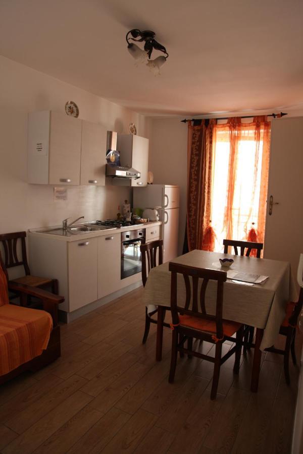 Casa Viola -Locazione Breve Apartment Polignano a Mare Luaran gambar