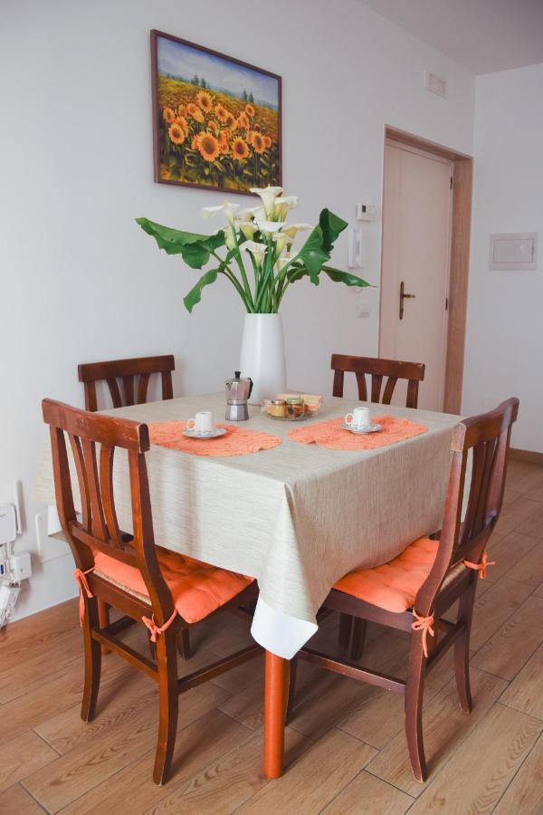 Casa Viola -Locazione Breve Apartment Polignano a Mare Luaran gambar